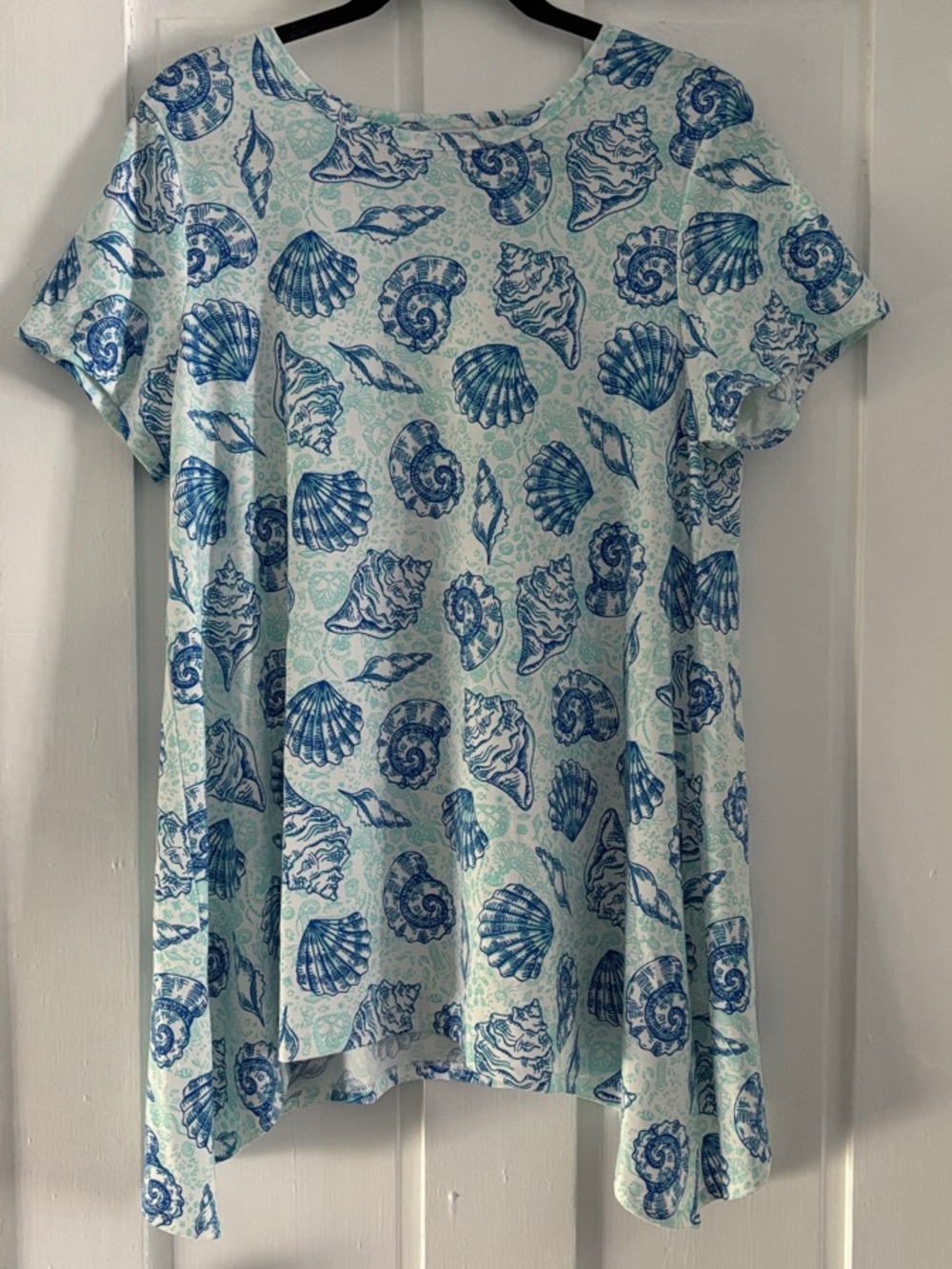 LuLaRoe Sea Shell Print Tunic in Blue and Mint